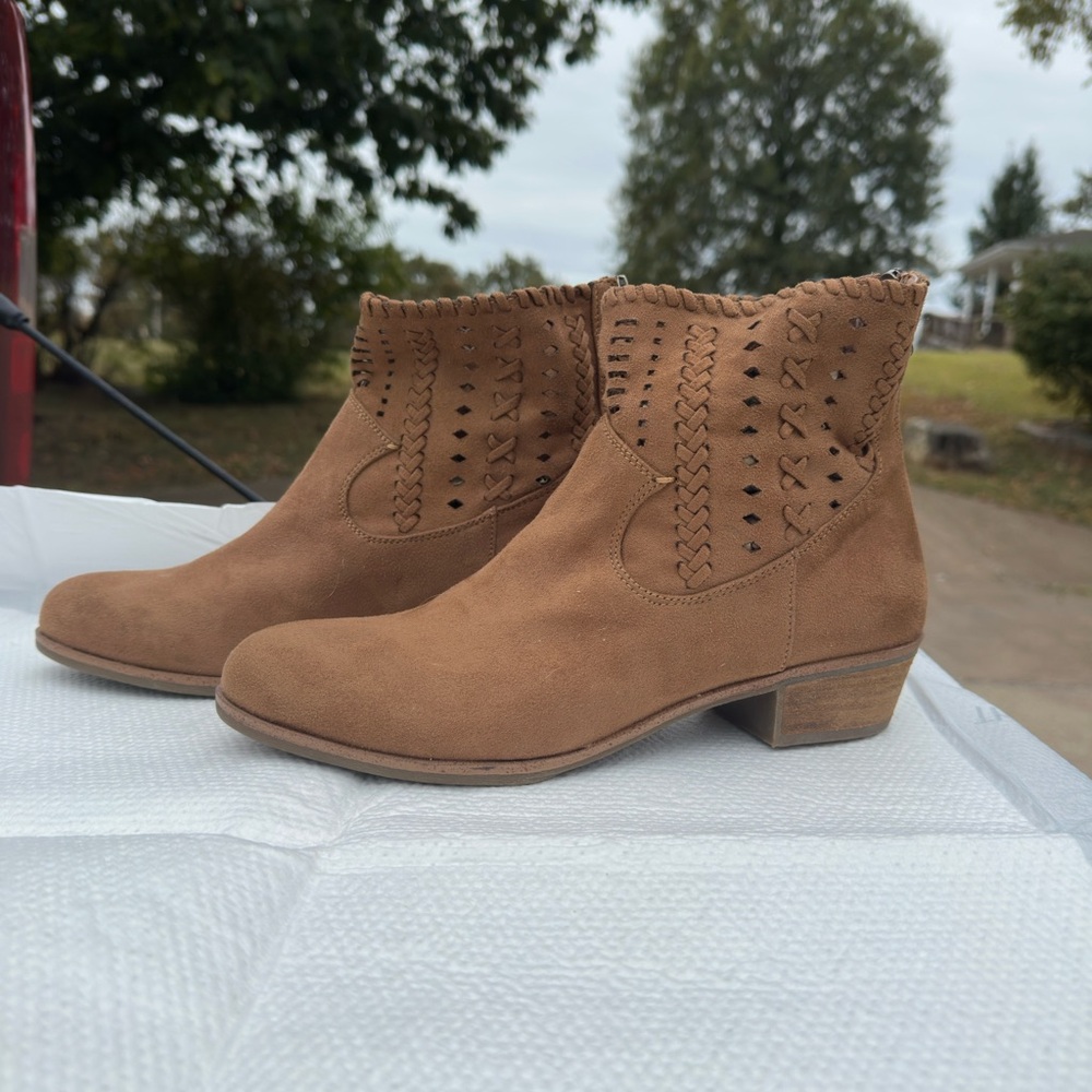 Indigo Red Brand ankle bootsNever worn Very light weight with intricate detail.